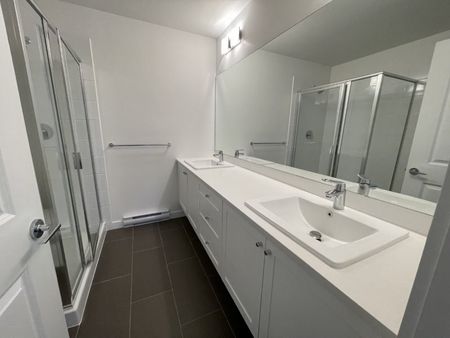 Unit 332 at The Grove. Spacious Two Bedrooms/Two Bathrooms Plus Den - Photo 5