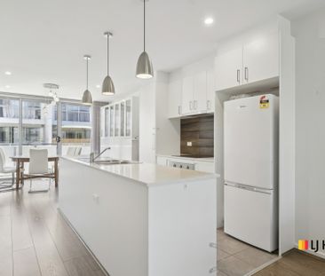 Great Townhouse With Flexible Floorplan - Photo 6