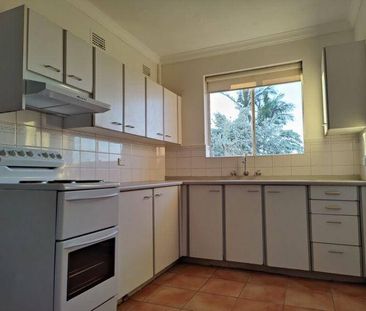 Walking distance to Wiley Park Metro Station - Photo 4