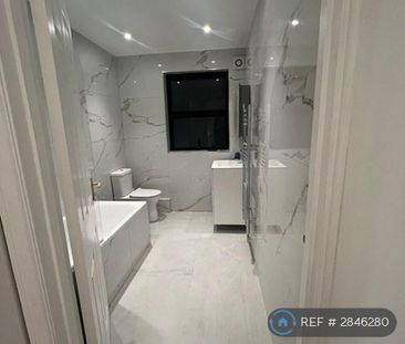 3 bedroom maisonette to rent - Photo 6