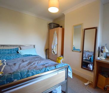 5 bedroom semi-detached house to rent - Photo 3