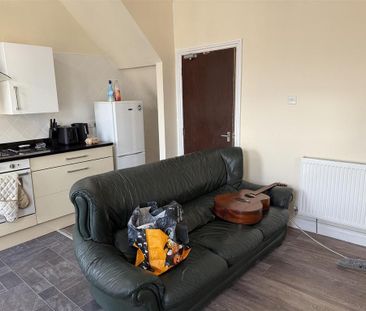 4 bedroom maisonette to rent - Photo 6