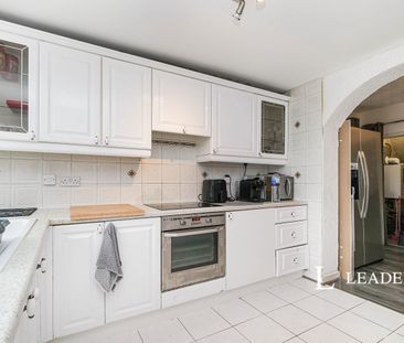 3 bedroom property to rent Richmond Avenue, Liverpool, L21 - Photo 2