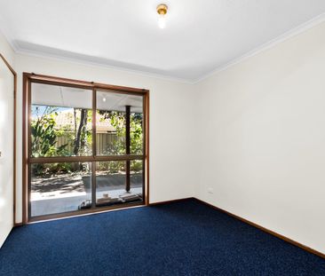 Three bedroom home in prime location with fenced yard. Rent Increas... - Photo 5