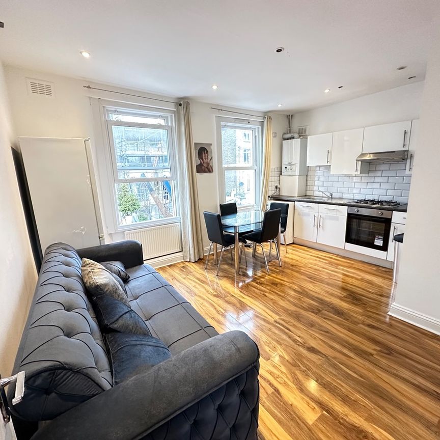 4 Bed Flat, Flaxman Rd, SE5 - Photo 1
