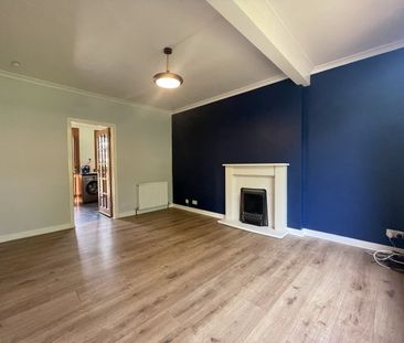 897 Cumbernauld Road, Glasgow, G33 2AD - Photo 2