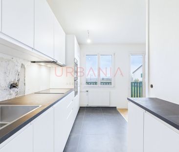 Beautiful 4-room apartment - 68 m² PPE - with 10 m² balcony - Photo 3