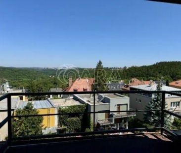 Pronájem bytu 2+kk v činžovním domě, 3.NP, zahrada, nádherný výhled... - Фото 3