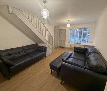 Shirley Crescent, Beckenham, BR3 - Photo 1