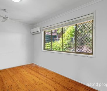 Charming 2-Bedroom Beautiful Character Townhouse - Photo 3