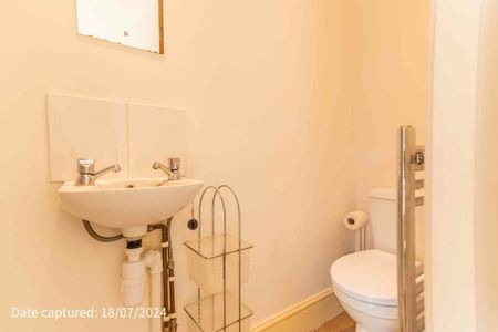 26 Gordon Street - Photo 2