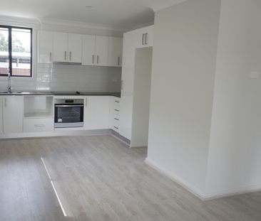 Modern 2‑Bedroom Granny Flat - Photo 3