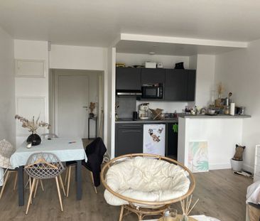 Location Appartement 1 pièce 36m² BAYEUX 14400 - Photo 1