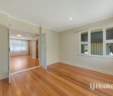 Family Home in Ideal Location - Photo 6