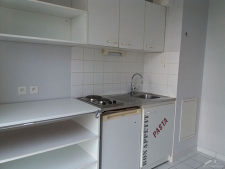 Location Appartement 2 pièces 43m² RENNES 35700 - Photo 4