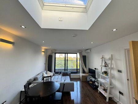 2 Bed Flat, Simko House, E3 - Photo 3