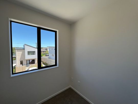 Unit 3, 47 Arawa Street, New Lynn, Auckland - Photo 1