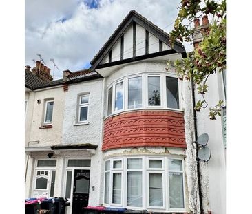 2 bedroom flat to rent - Photo 6