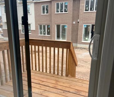 Condo Townhouse For Lease | W9250716 - Photo 5