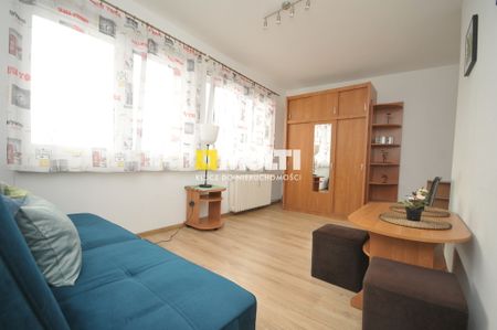 przytulna kawalerka w centrum - Zdjęcie 2