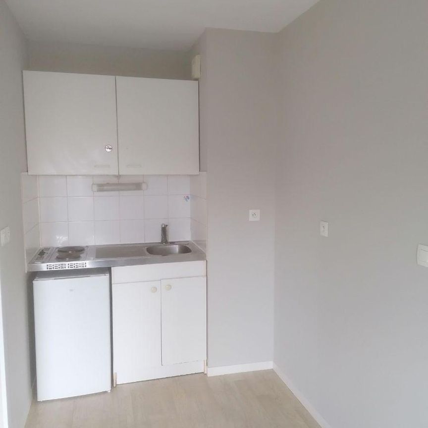 A louer sur NOYAL CHATILLON SUR SEICHE - un studio de 27 m², lumineux, situé au premier étage d... - Photo 1