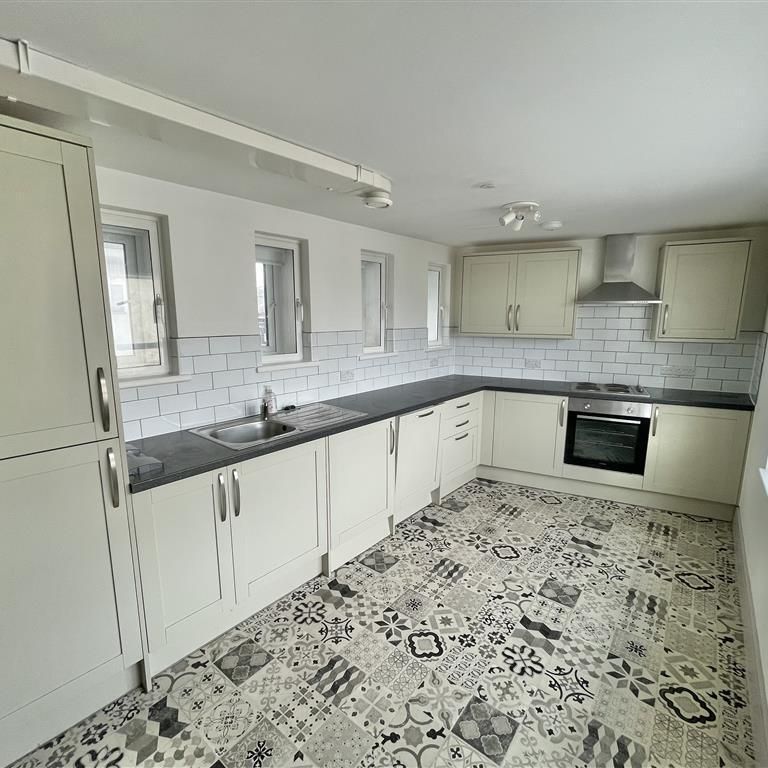 Market Street, NEWPORT - Photo 1