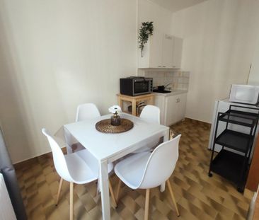 Location Appartement 1 pièce Meublé 32m² ROUEN 76000 - Photo 5