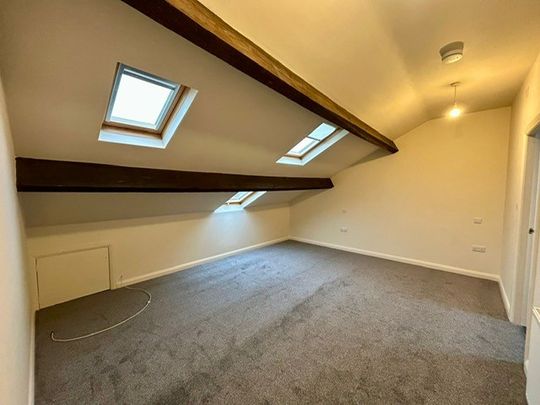 Station Road, Padiham - Photo 1