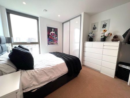2 bedroom apartment to rent - Photo 2