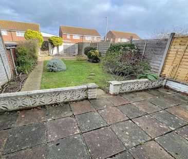 Arundel Road, BN10 - Photo 1