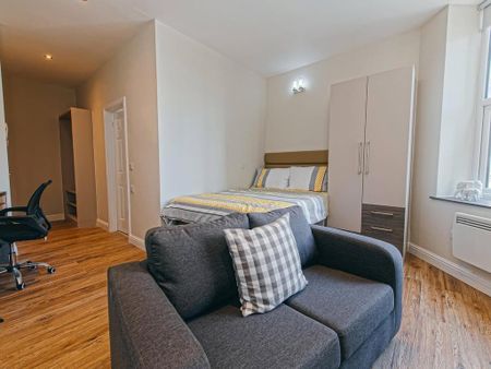 Studio to rent - Photo 5