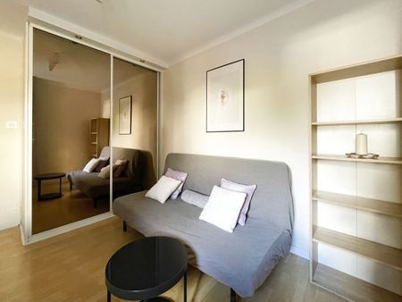 Słoneczne, odświeżone, duża widna kuchnia 47.04 m² - Zdjęcie 4