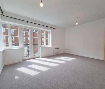 Neptune Square, Ipswich, IP4 - Photo 2