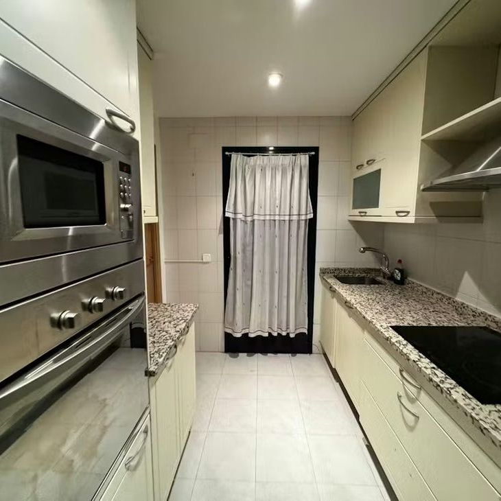 Calle de Vicente Blasco Ibáñez, Madrid, Community of Madrid 28050 - Photo 1