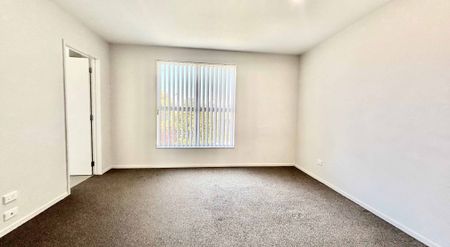 Spacious 4 bedroom with 2 bathroom and separate guest toilet - Photo 2