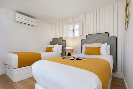 Calle Francos, Sevilla, Andalusia 41004 - Photo 4