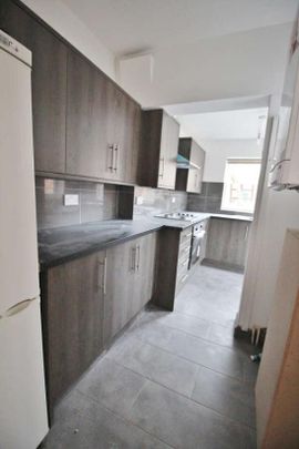 Dale Close, Barnet, EN5 - Photo 1