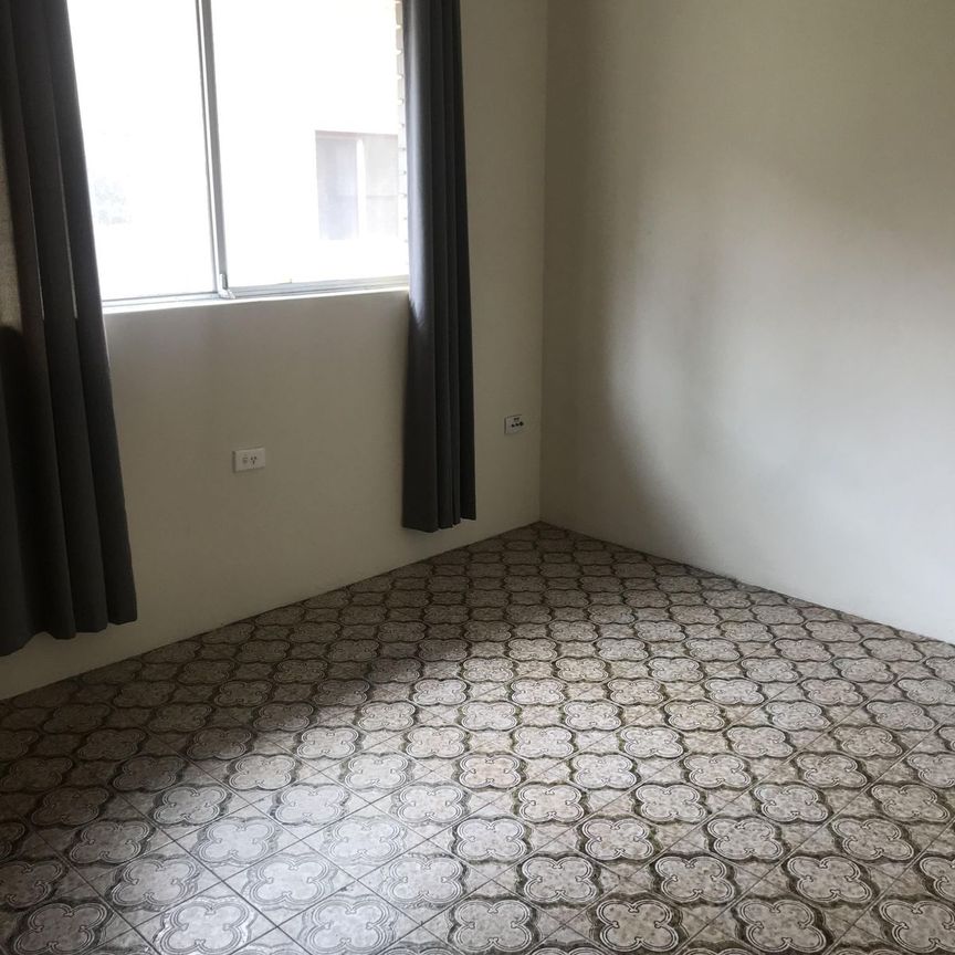 2 Bedroom Unit in Liverpool CBD - Photo 1