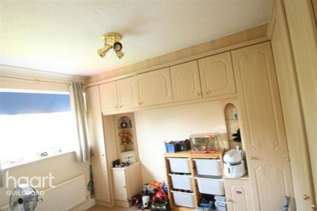 1 bedroom semi-detached house to rent - Photo 5