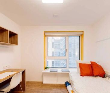 NUR FÜR STUDENTEN - Vollständig möbliertes Privatzimmer in einer 4-... - Foto 1