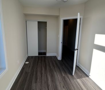 For Lease - 1585 Rose Way Unit# 116, Milton, Ontario - Photo 6