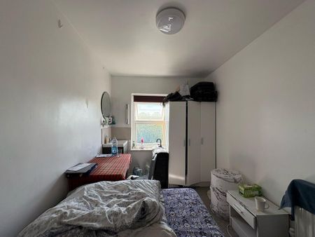 1 bedroom house of multiple occupation to rent - Photo 2