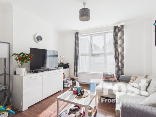 Glenavon Gardens, Slough, Berkshire,SL3 - Photo 1
