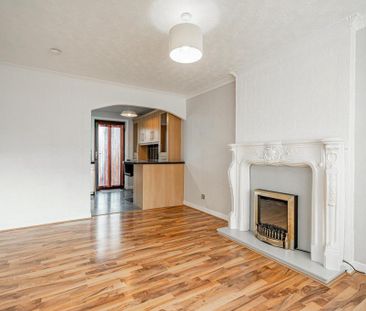 3 bedroom semi-detached house to rent - Photo 6