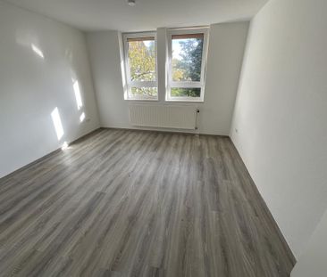 Helle, geräumige 3-ZKB-Balkonwohnung in Heppens zu vermieten! - Photo 5