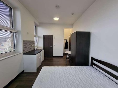 Studio Parish Lane, London, SE20 - Photo 3