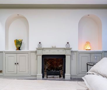 3 Bed Terraced House, Fenwick Place, SW9 - Photo 2