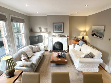 Kew Road, Richmond, Surrey, TW9 - Photo 2