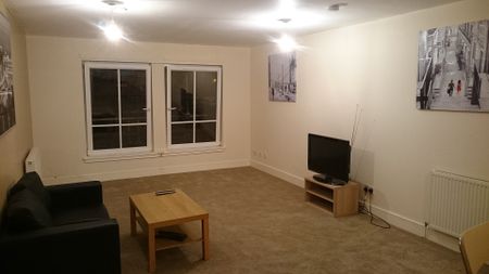 3 Bed Flat, Hopetoun Street, EH7 - Photo 2