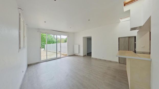 Location Appartement 4 pièces 83m² POITIERS 86000 - Photo 1